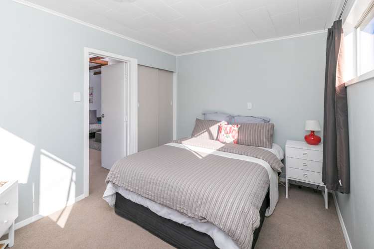 1243 Pouewe Street Kawhia_15