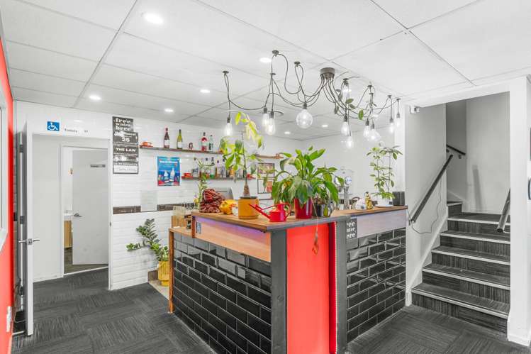 1/84 Hayton Road Wigram_5