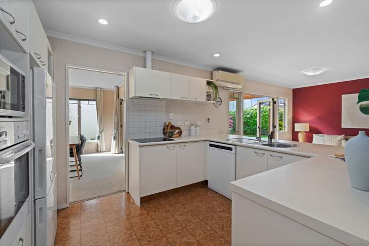 7 Huntaway Lane Te Atatu Peninsula_11