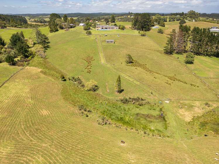 81 Burne Road Waitoki_29