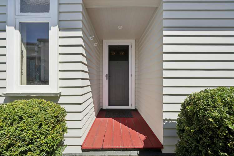 39 Moa Street Alicetown_15