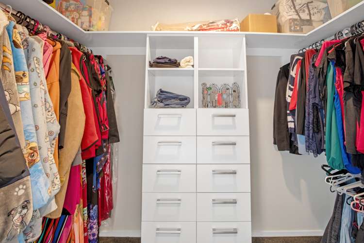 5b Malory Way Rolleston_12