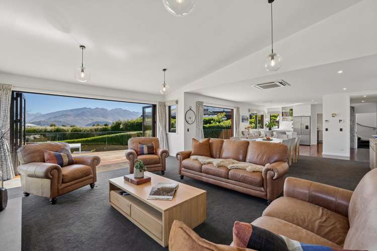 314 Beacon Point Road Wanaka_9