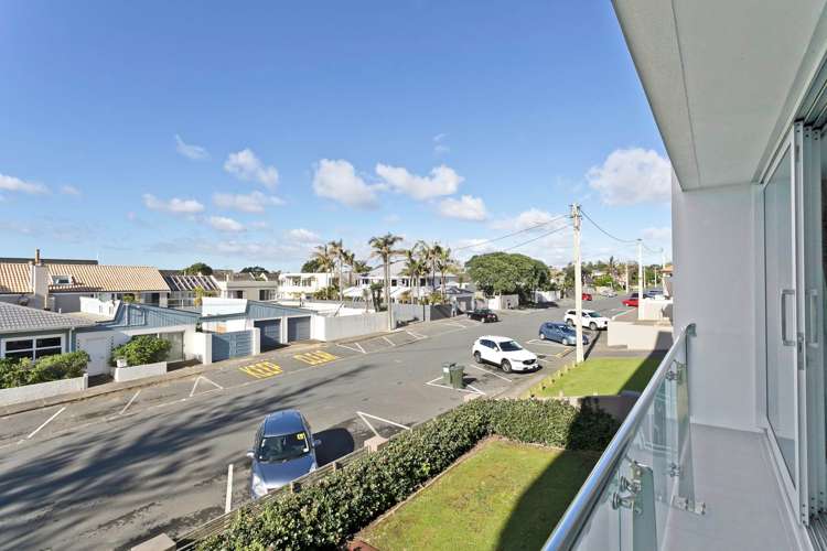 6/64 Milford Road Milford_21