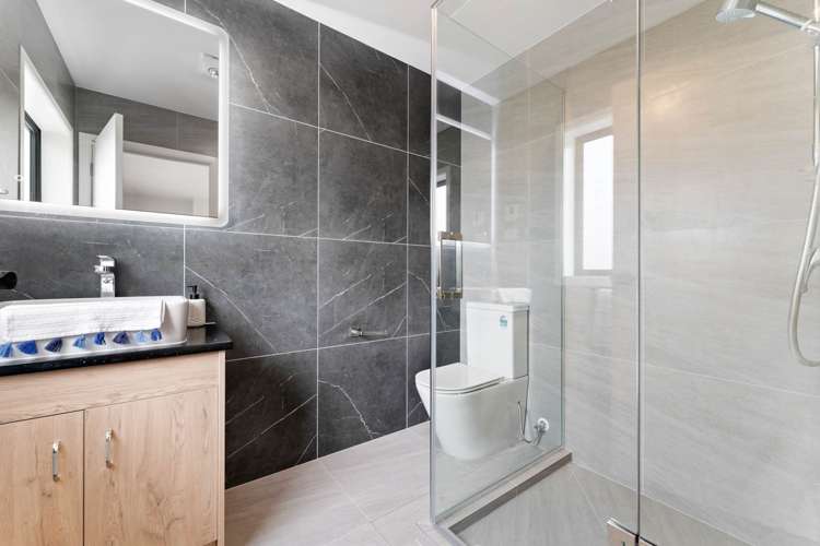 7 Lawson Creek Street Massey_13