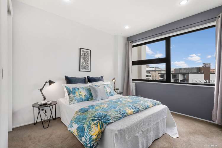 1606/18 Beach Road Auckland Central_10