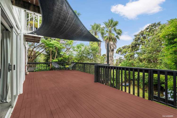 653 East Coast Road Browns Bay_14