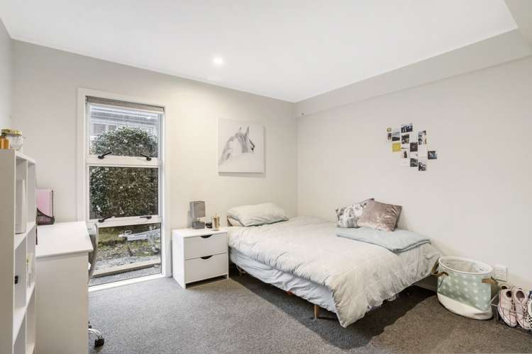 22 Enderby Drive Te Atatu Peninsula_15