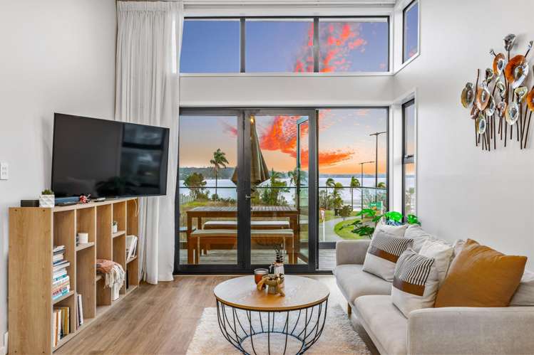 49 Treloar Crescent Hobsonville_14