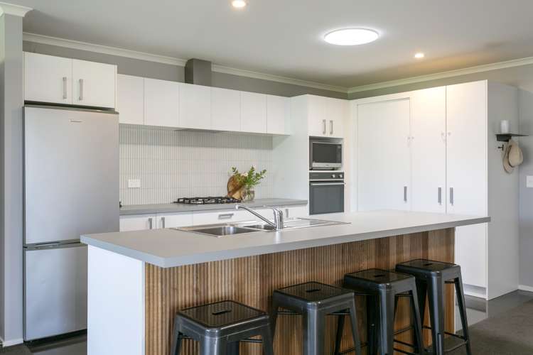 5 Broadcast Lane Rangatira Park_6