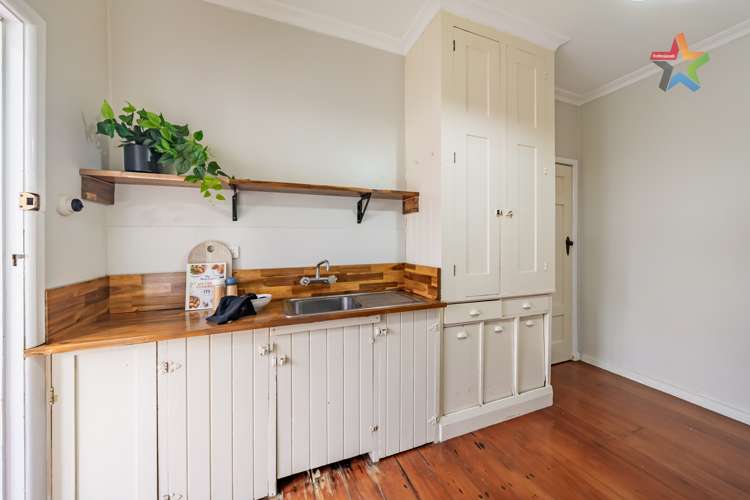 20 Ludlam Crescent Woburn_6