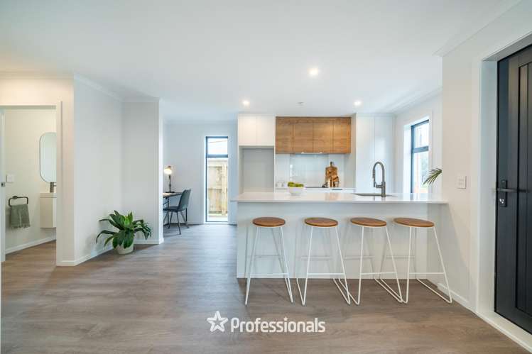 994-996 Taita Drive_1