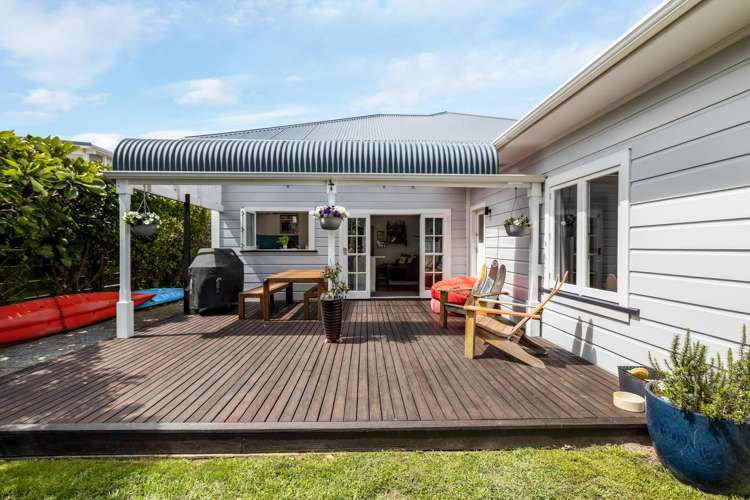 194 Onepu Road Lyall Bay_19