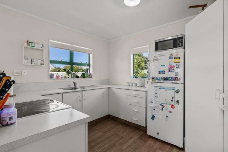 20 Linton Crescent Matua_2