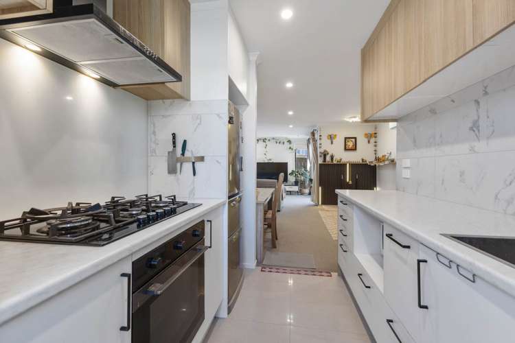 9B Hollinbrigg Place Manurewa_7