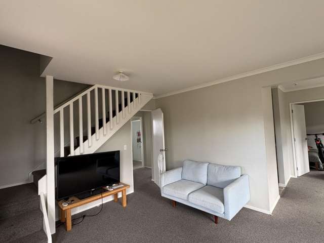 8A Inverness Avenue Hamilton East_1