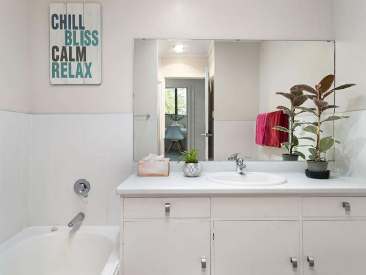 4a Pounamu Place Cockle Bay_13