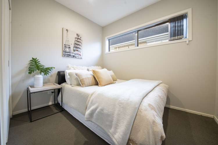 71 Westgate Drive Massey_19