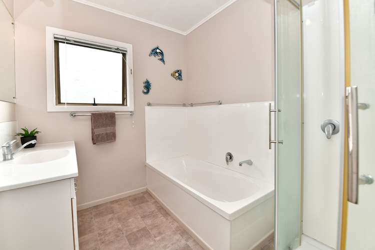 22 Alexander Road Algies Bay_17