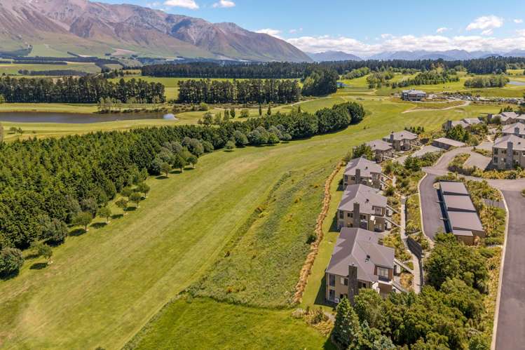 Villa 243/623 Coleridge Road Windwhistle_29