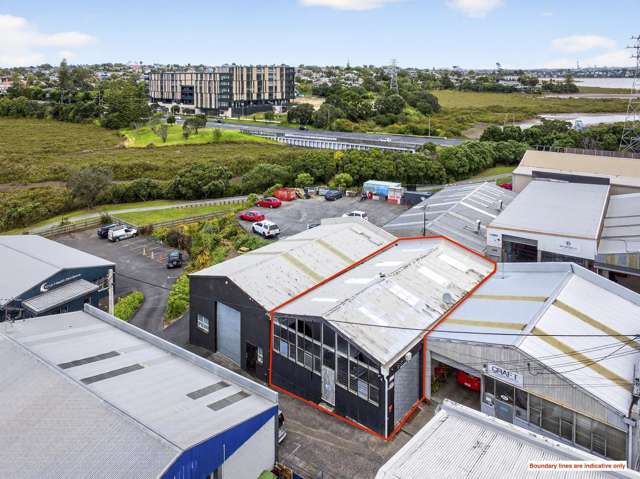 C/66 Barrys Point Road Takapuna_1