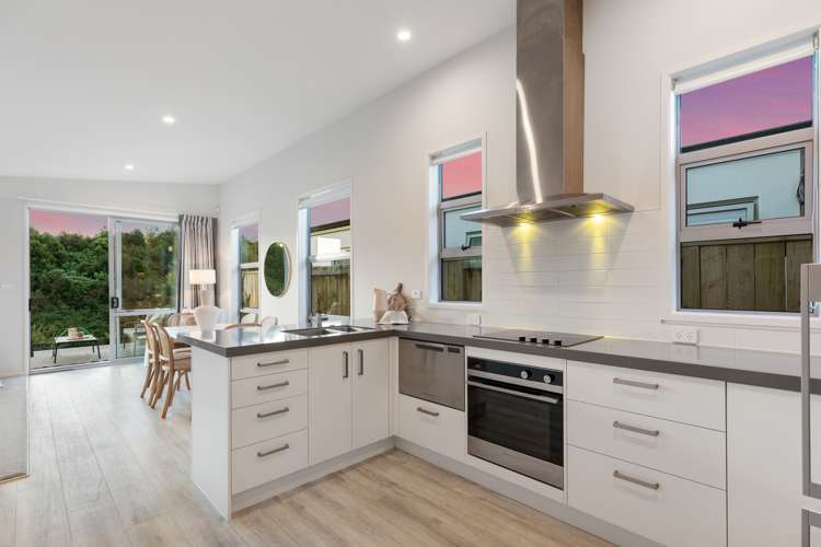 3 Foley Grove Pyes Pa_8