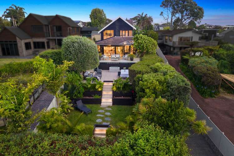 77 The Terrace Herald Island_2