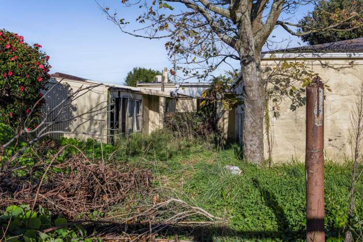 87 Whitcombe Road Opunake_25