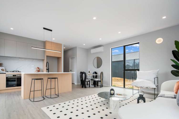 2 Kotiu Place Massey_3