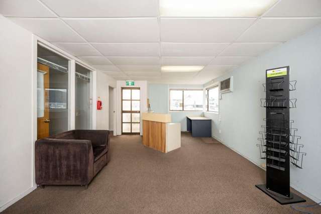 8 Aintree Avenue Mangere_3