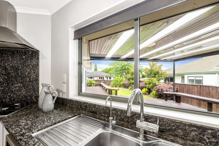 59 Basley Road Owhata_3