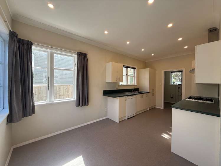 97 Reynolds Street Taita_6