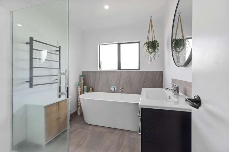 10a Hayley Grove Papamoa Beach_18