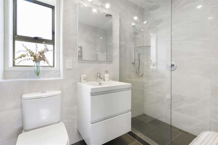 1/56 Vivian Wilson Drive Eastern Beach_12