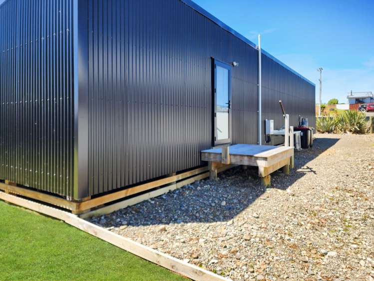 4 Walker Street Riverton_16