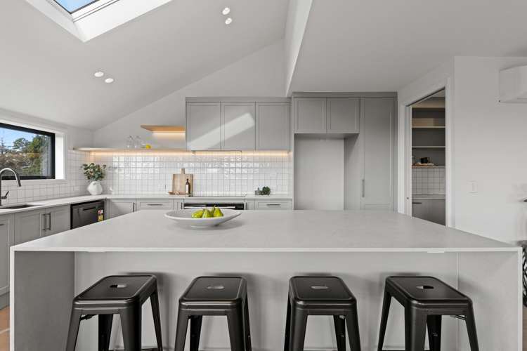 24 Nehru Place Cashmere_5