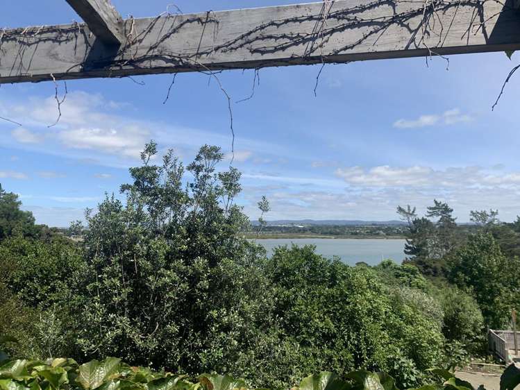 B/140 Attwood Road Paremoremo_3