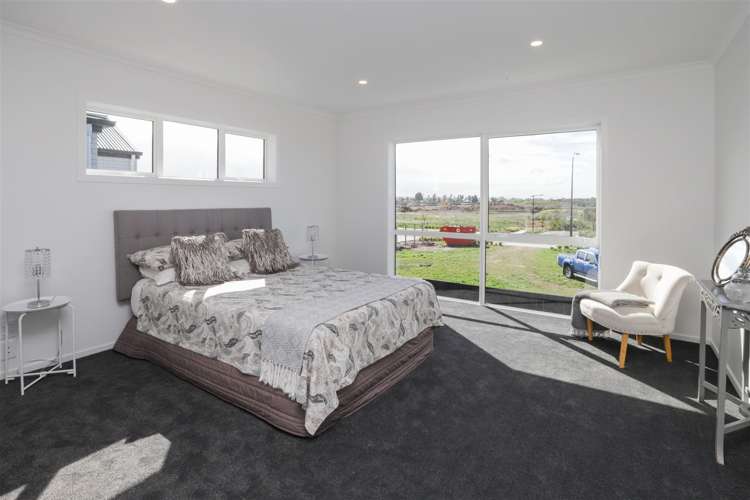 4 Squire Avenue Chartwell_8