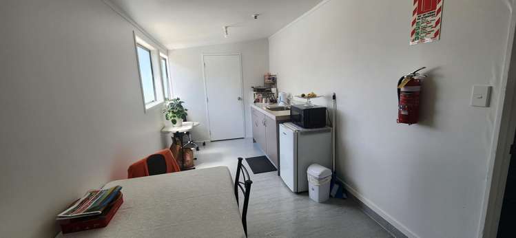 11/1 Alice Avenue Orewa_5