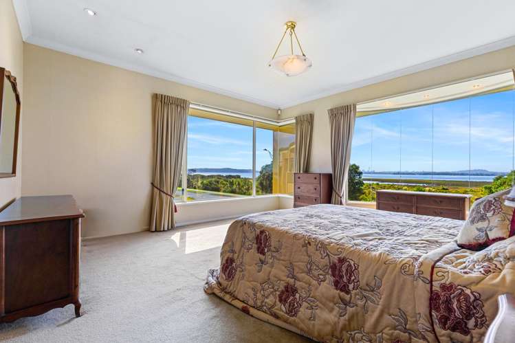 15 St Jerome Avenue Te Atatu Peninsula_9