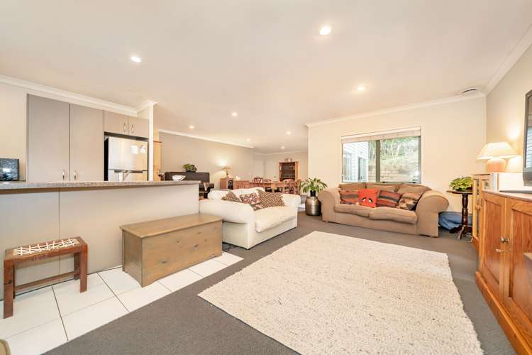 35a Forest Road Pinehaven_5