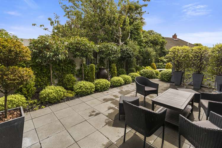 59b Laings Road Lower Hutt_13