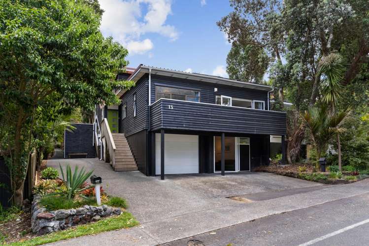 13 Hollywood Avenue Titirangi_25