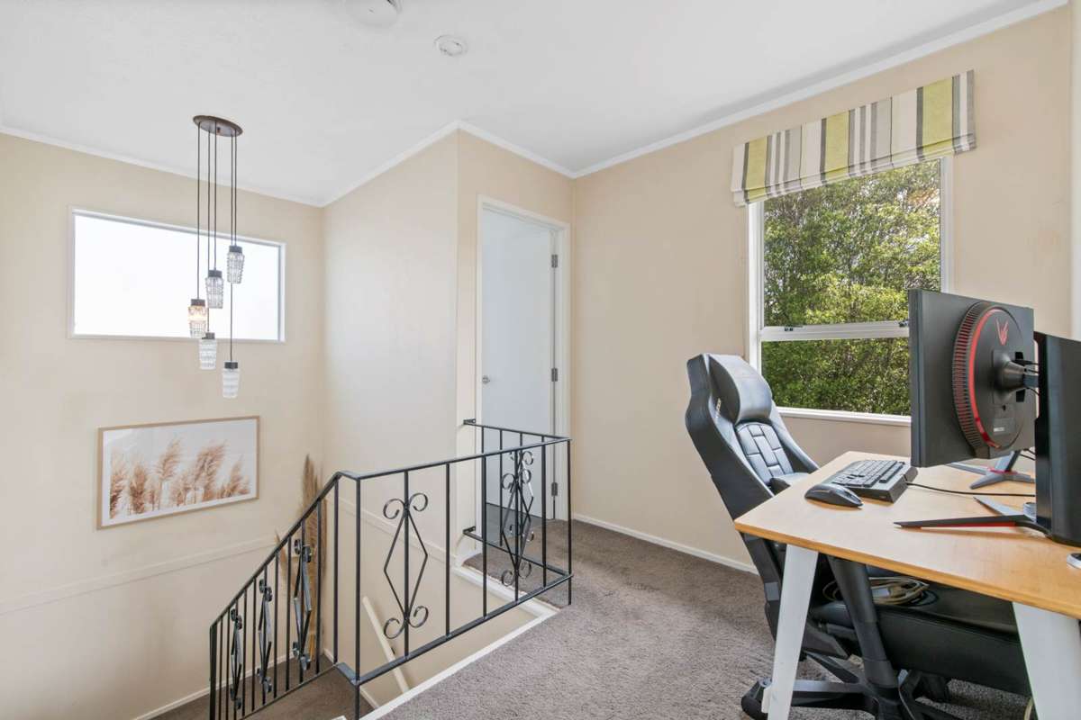 1/10 Mannering Place_4