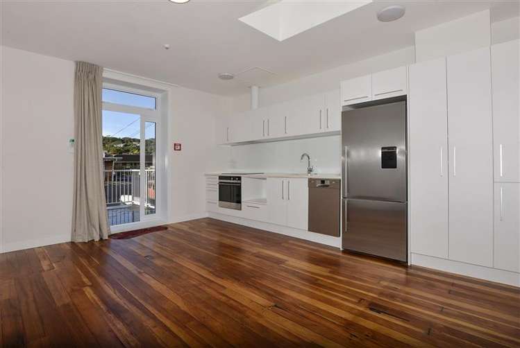 944A New North Road 1727_1