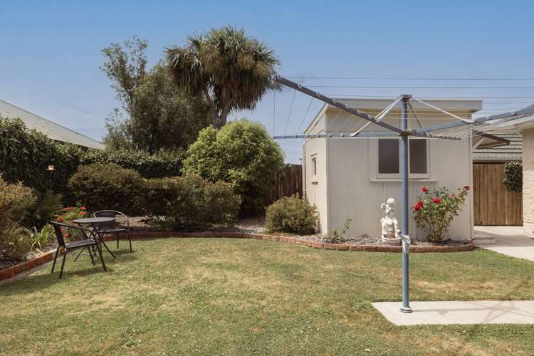 27 Hammersley Avenue Shirley_11