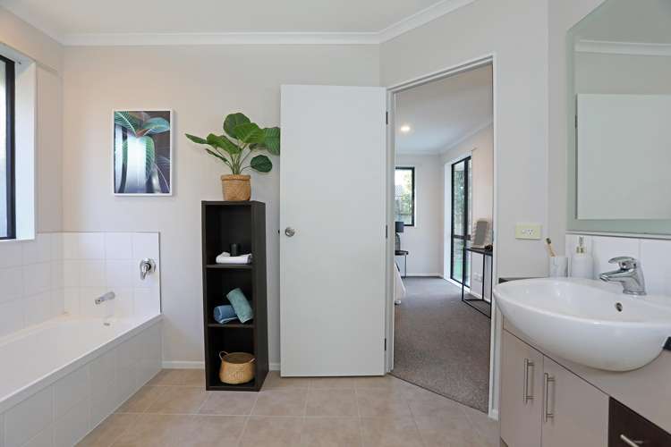 53d Port Street West Feilding_12