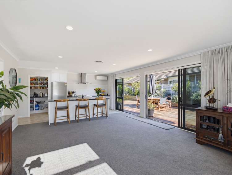 48 Alpers Ridge Leamington_12