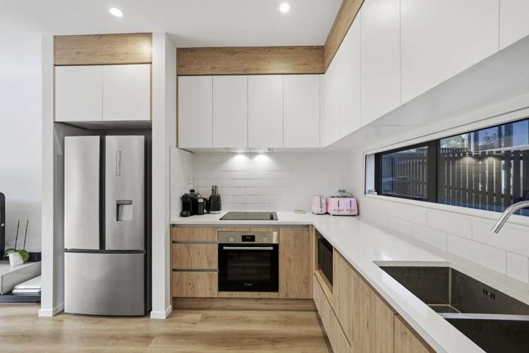 2/143 Carlisle Road_3