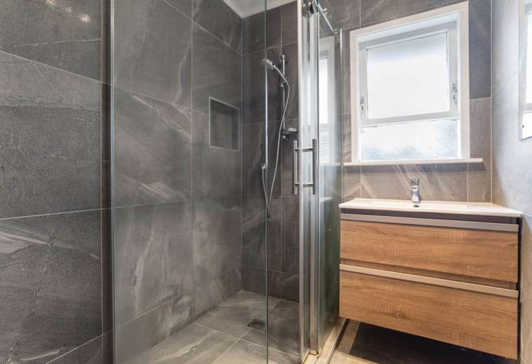 41 Ashley Avenue Mangere East_11